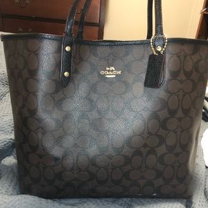 Large Coach tote